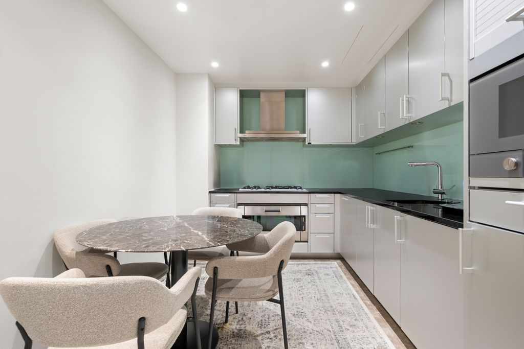 199 The, London SW7 photo 4