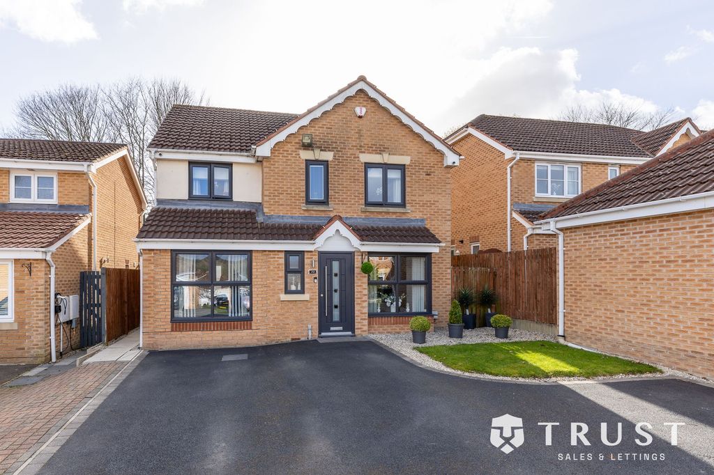 Property photo 1 of 47