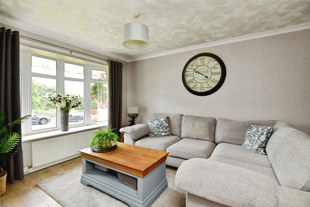 Property photo 2 of 24 Pbox-Img.Jpg