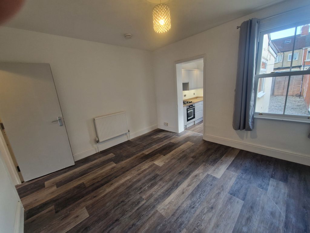 Property photo 3 of 10 Lounge/Diner