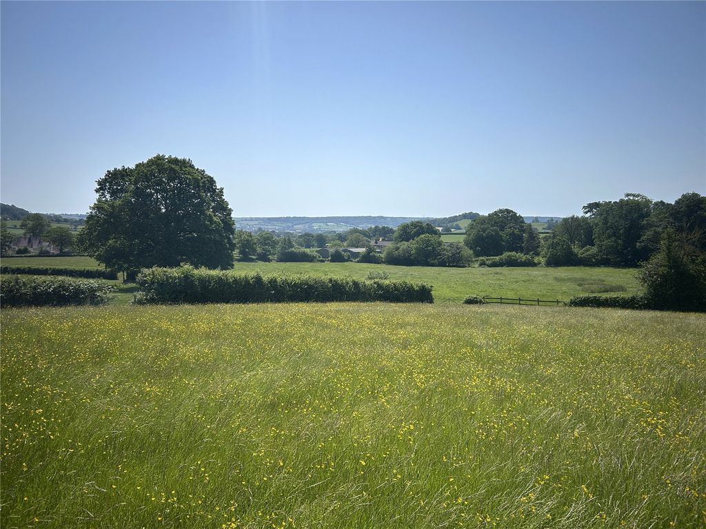 Property photo 2 of 4 Picture No. 36
