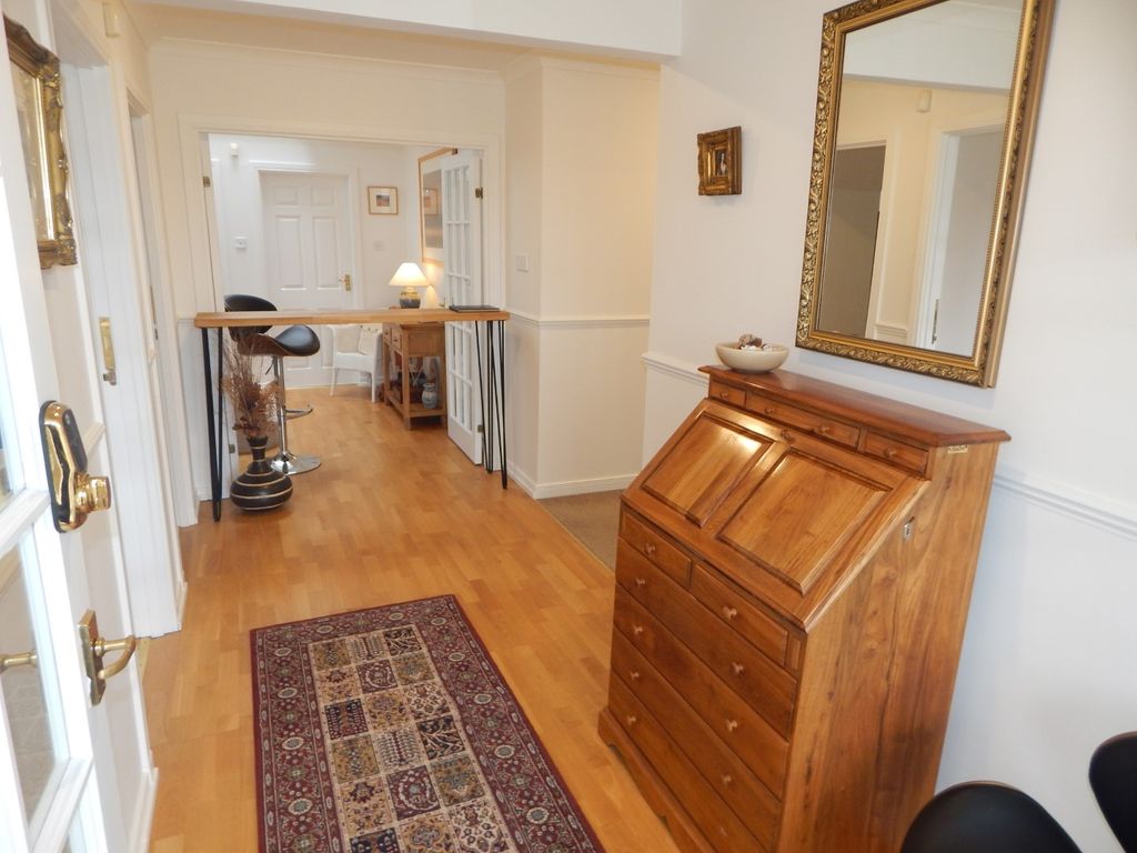 Property photo 3 of 30