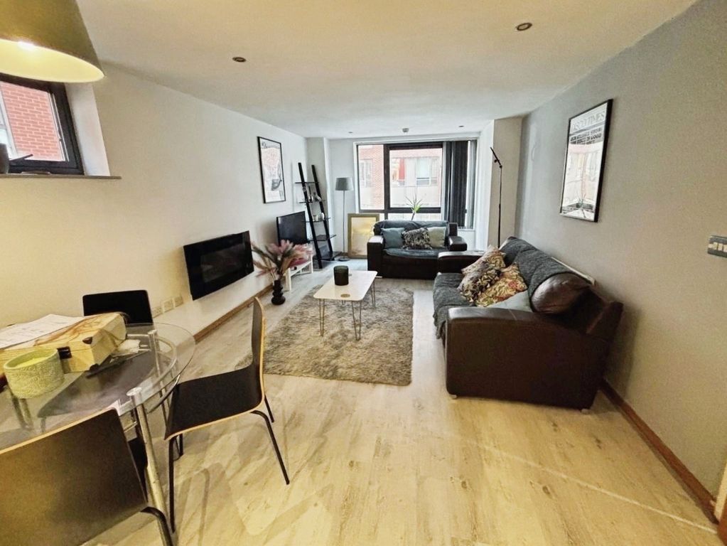 Property photo 3 of 10 Pbox-Img.Jpg