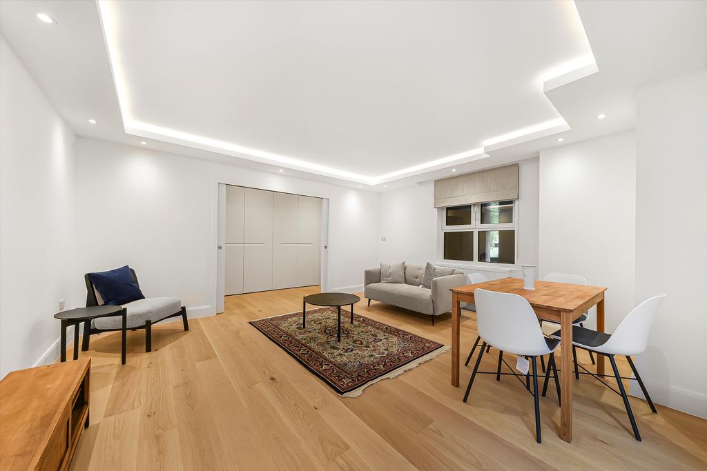 Property photo 1 of 13 Image