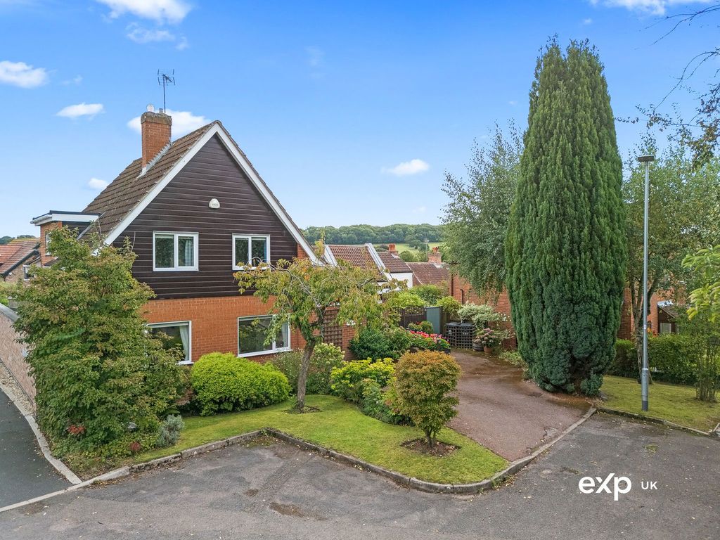 Property photo 1 of 36
