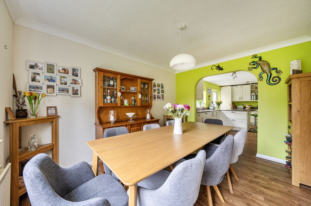 Property photo 3 of 15 1432373-22-69c2A2...