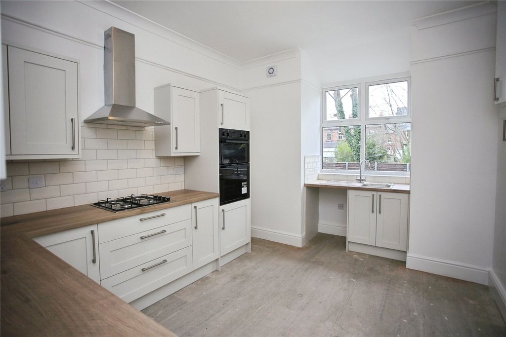 Property photo 3 of 23 Picture No. 19