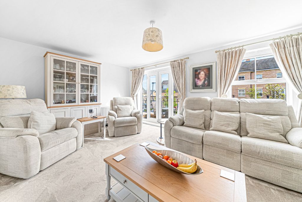 Property photo 2 of 12 Picture No. 14