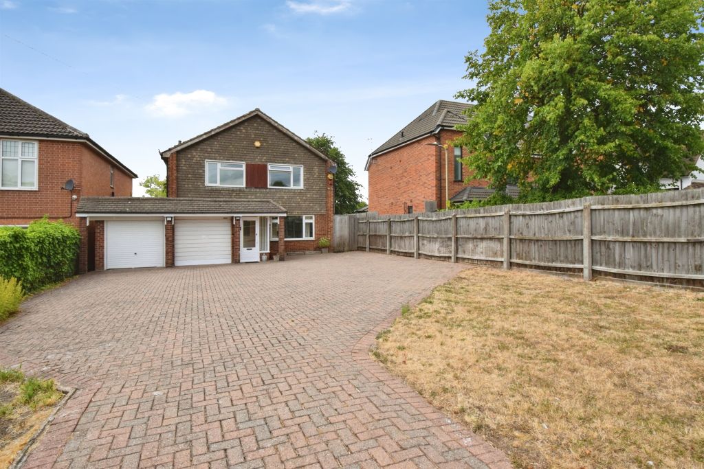 Property photo 2 of 27