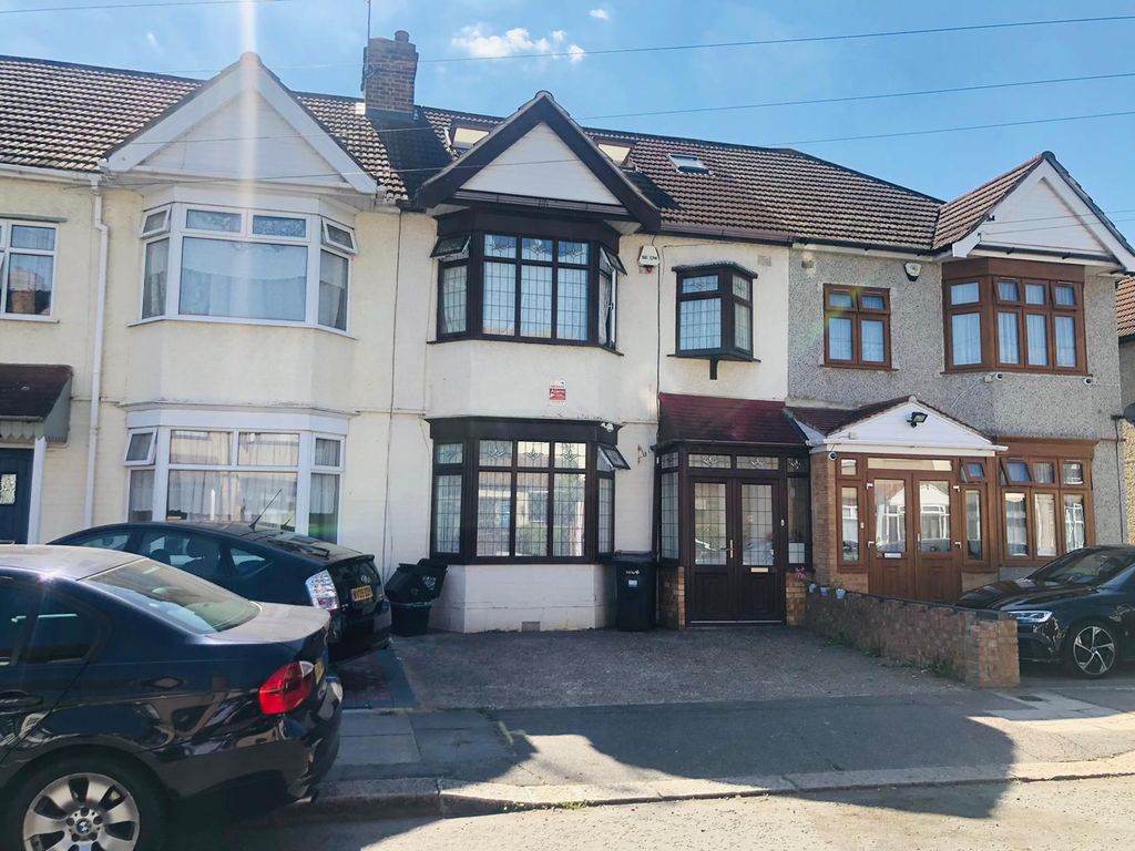 Property photo 1 of 33