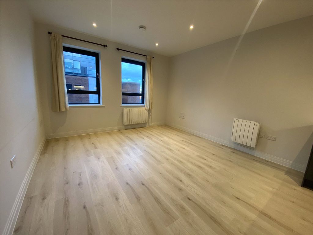 Property photo 2 of 24 Picture No. 31