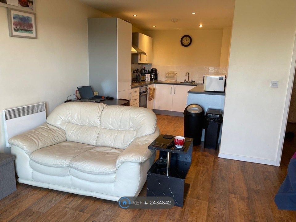 Property photo 2 of 5