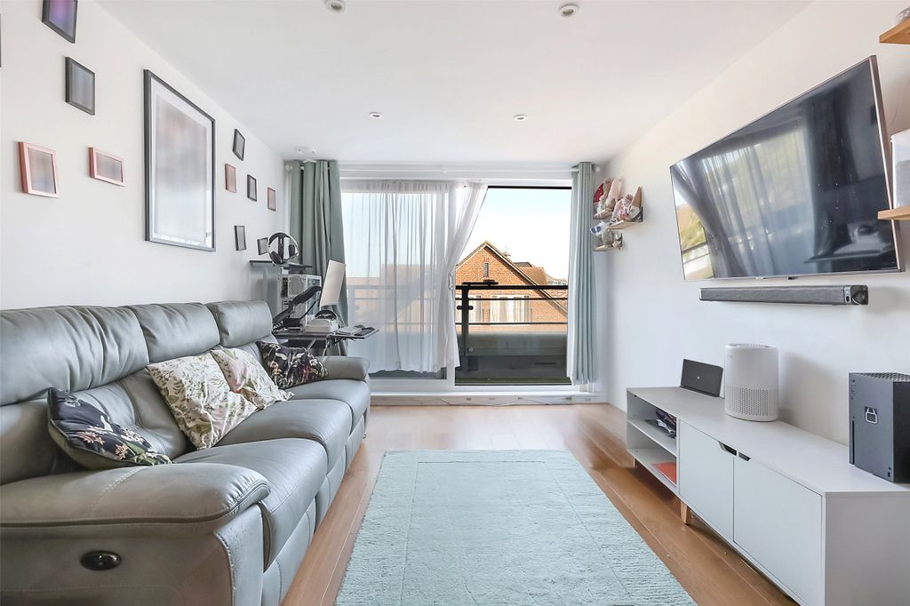 Property photo 2 of 9 Picture No. 16