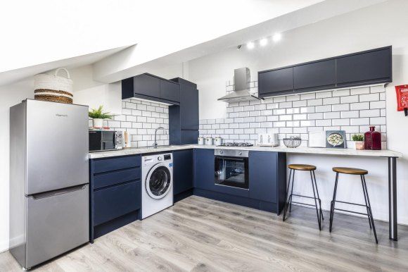 Property photo 3 of 7 9666234.Jpg