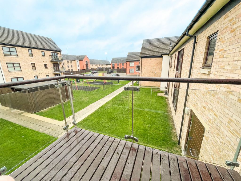 Property photo 2 of 15 Balcony