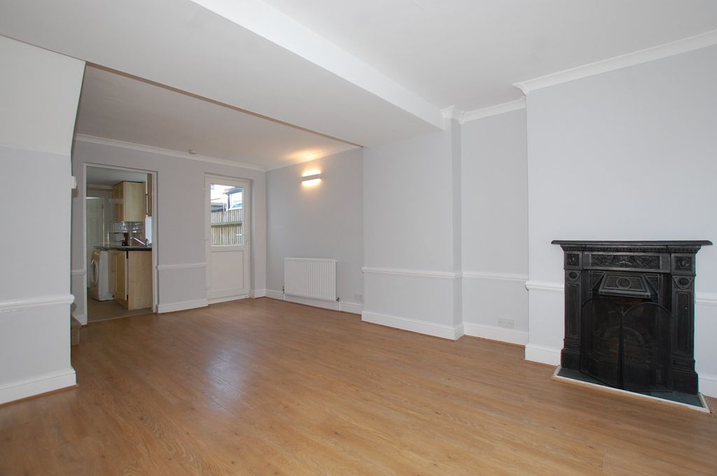 Property photo 1 of 8 Reception Room