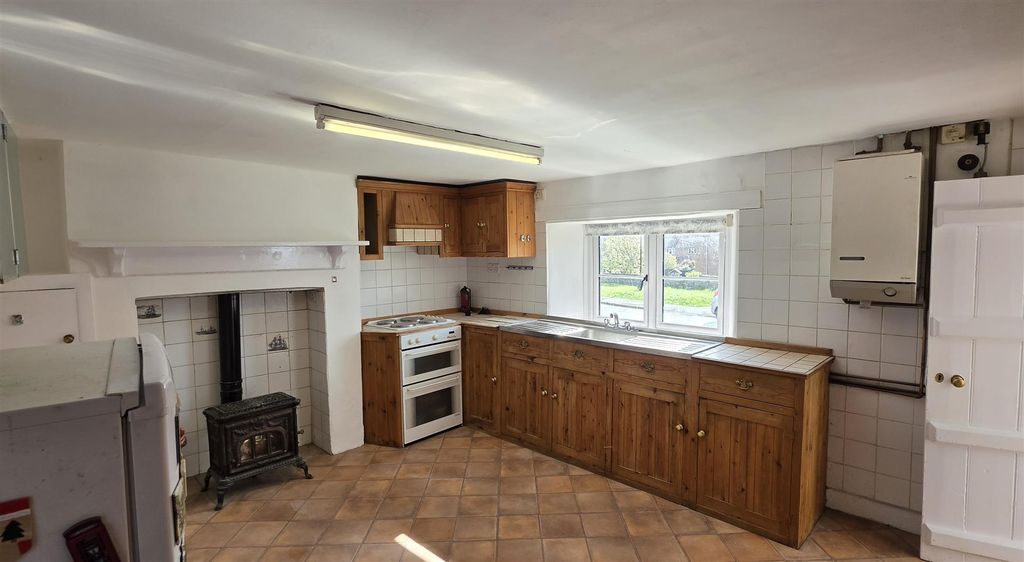 Property photo 3 of 42 Kitchen Diner