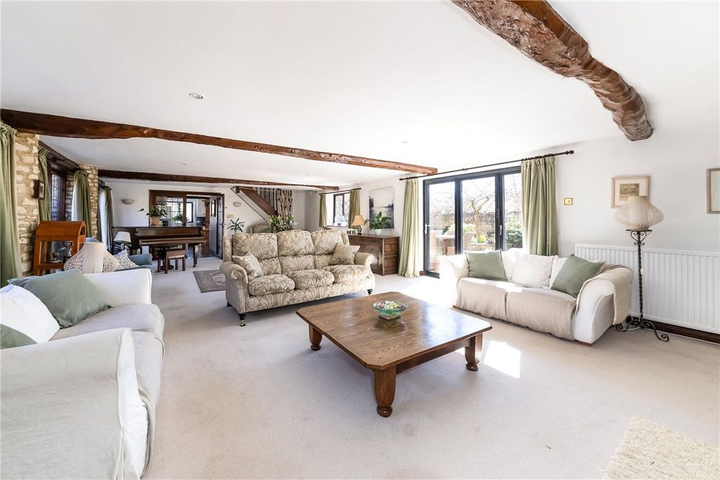 Property photo 3 of 18 Picture No. 44