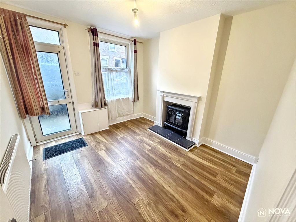 Property photo 2 of 14 Img_2855.Jpg