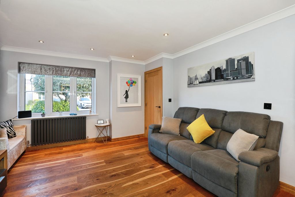 Property photo 2 of 22