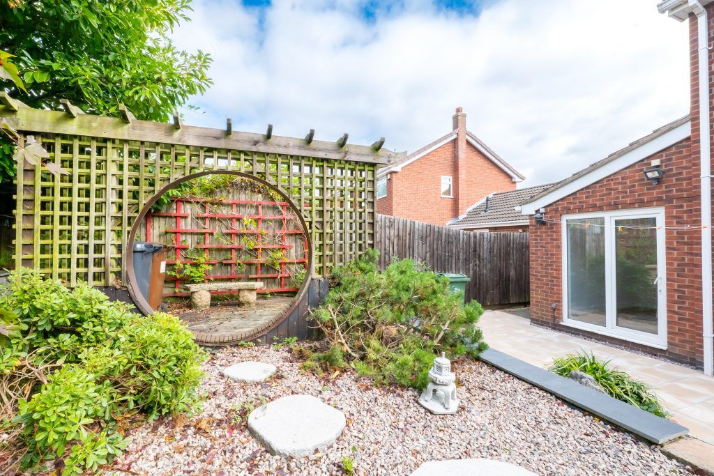 Property photo 2 of 29