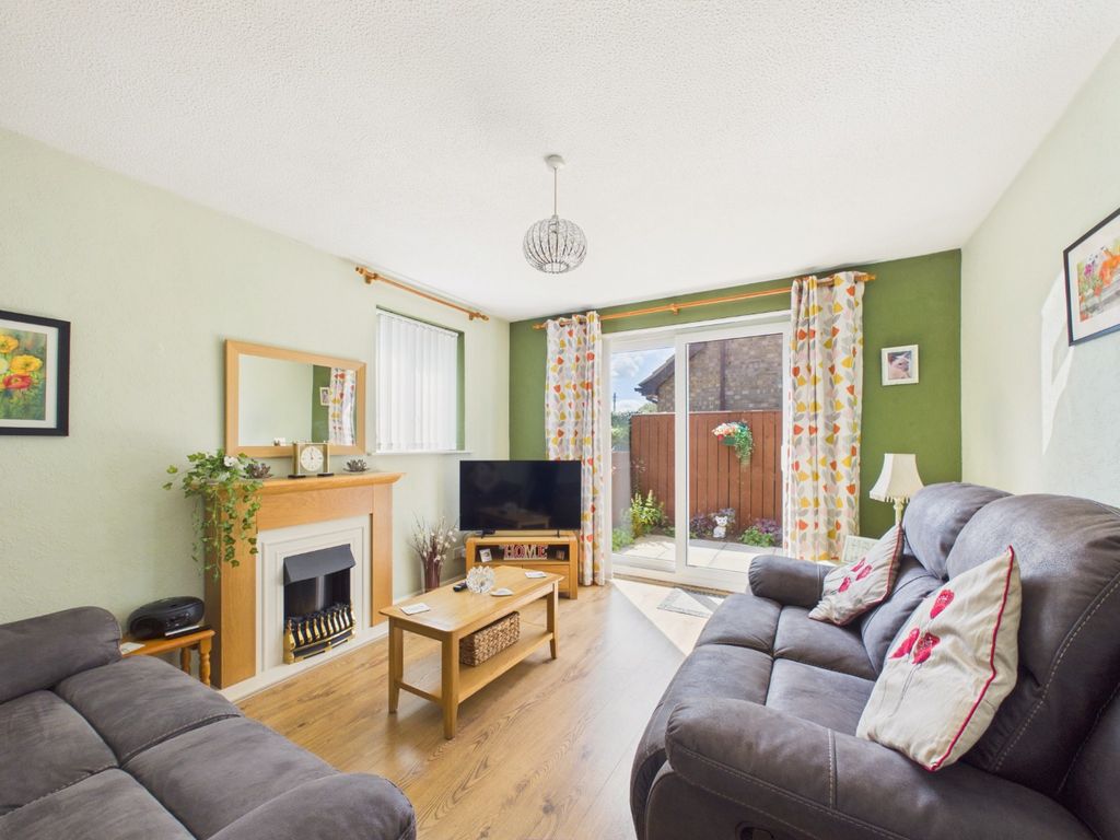 Property photo 2 of 9 5309032