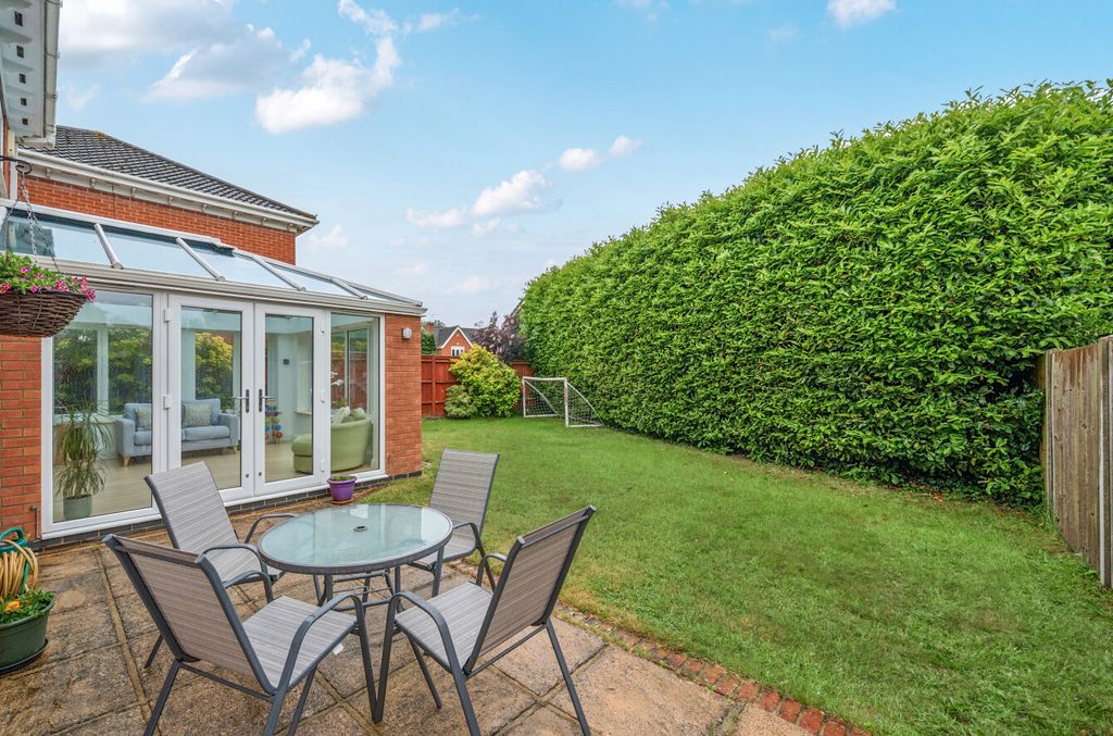 Property photo 2 of 22 1299489-7-6835B82...