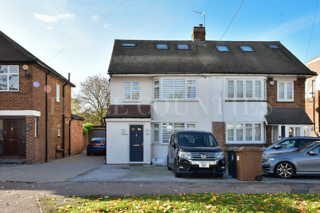 Property photo 2 of 41