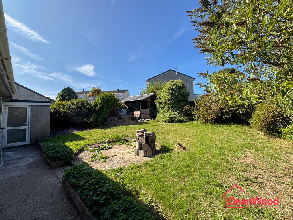 Property photo 2 of 19 Untitled-280.Jpg