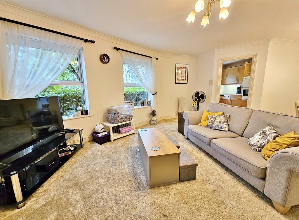 Property photo 2 of 9 Picture No. 01