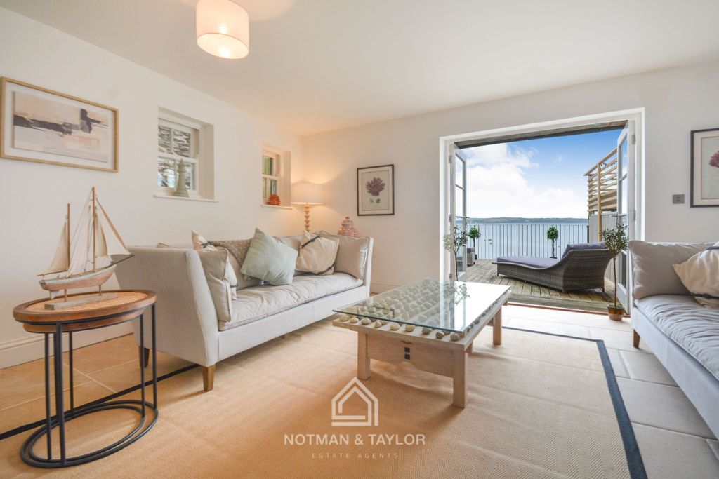 Property photo 1 of 25