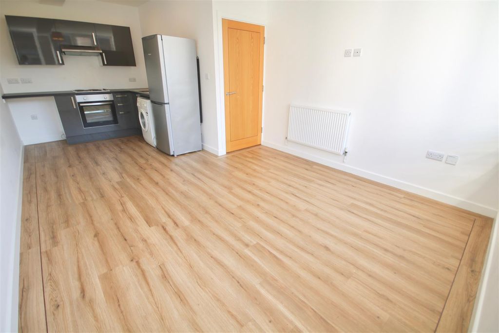 Property photo 2 of 7 Fvqfitiju0Ckki23Ekf6Ww.Jpg
