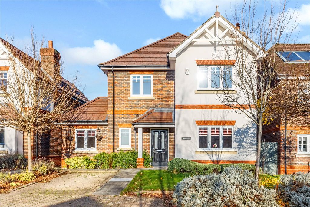 Property photo 1 of 16 Frontage