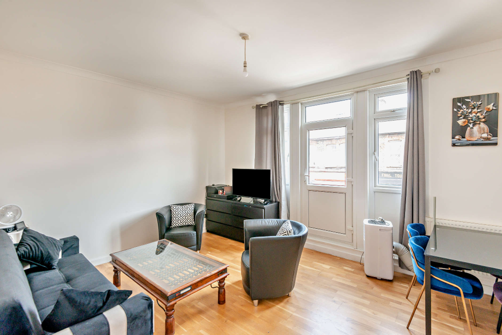 Property photo 1 of 7