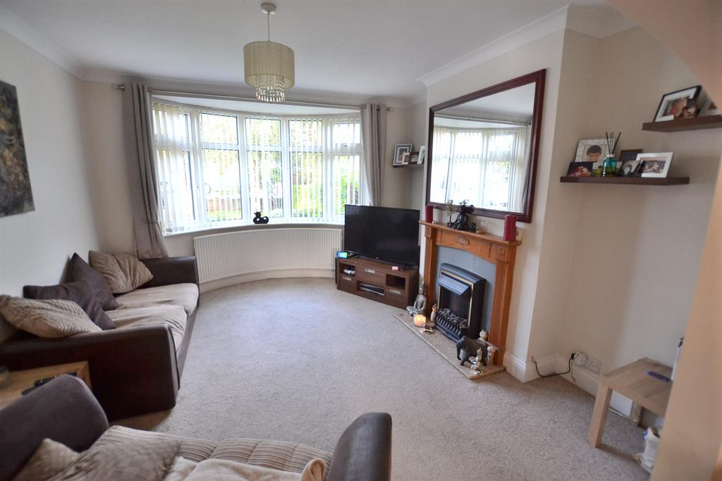 Property photo 3 of 20 Leicester Road Shepshed (2).Jpg