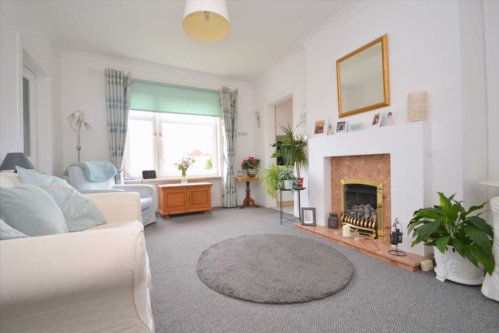 Property photo 3 of 26