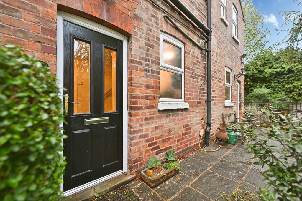 Property photo 2 of 18 Pbox-Img.Jpg
