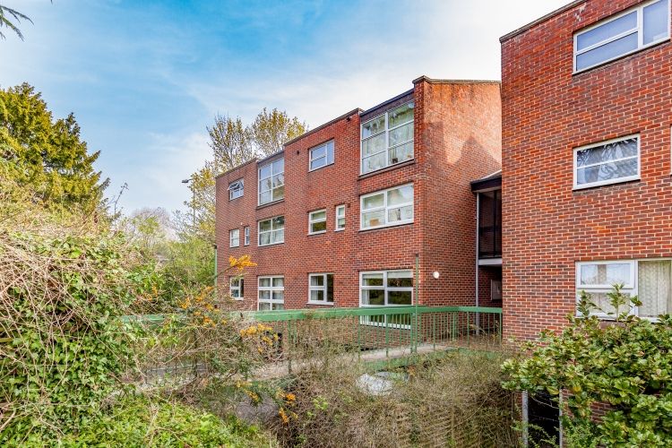 Property photo 2 of 8 90723