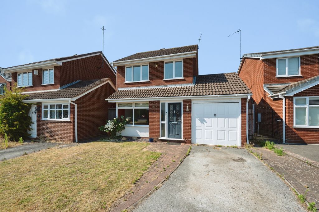 Property photo 2 of 31