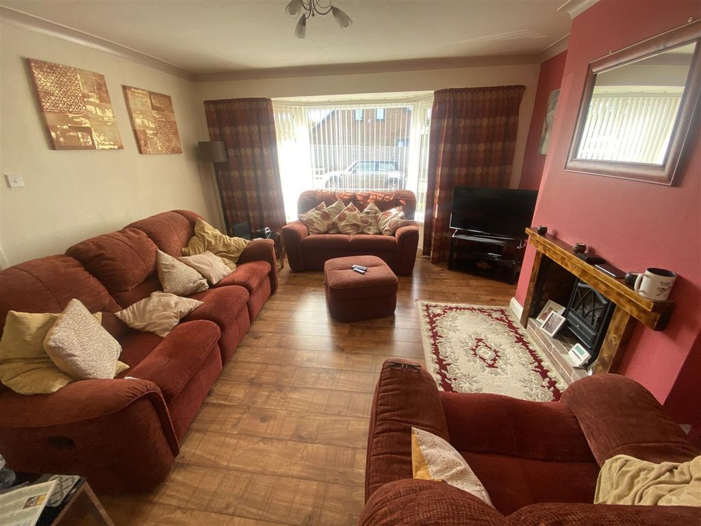 Property photo 2 of 14 Img_5373.Jpeg