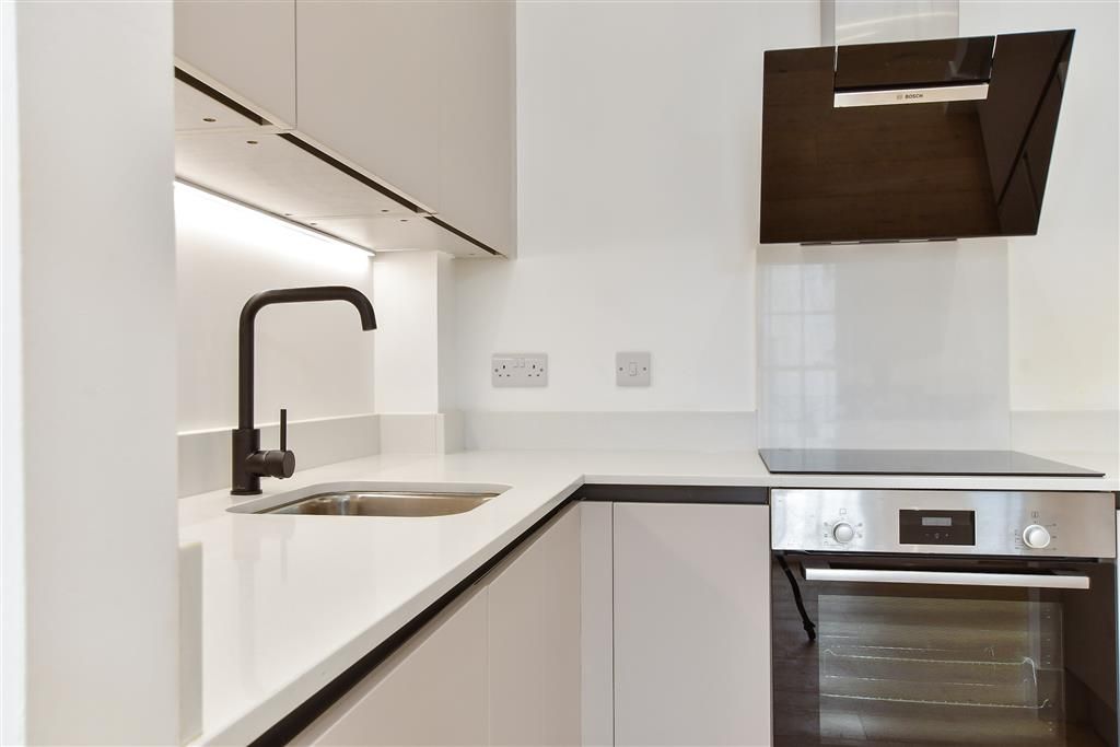 Property photo 3 of 10 Internal Lifestyle Photograph