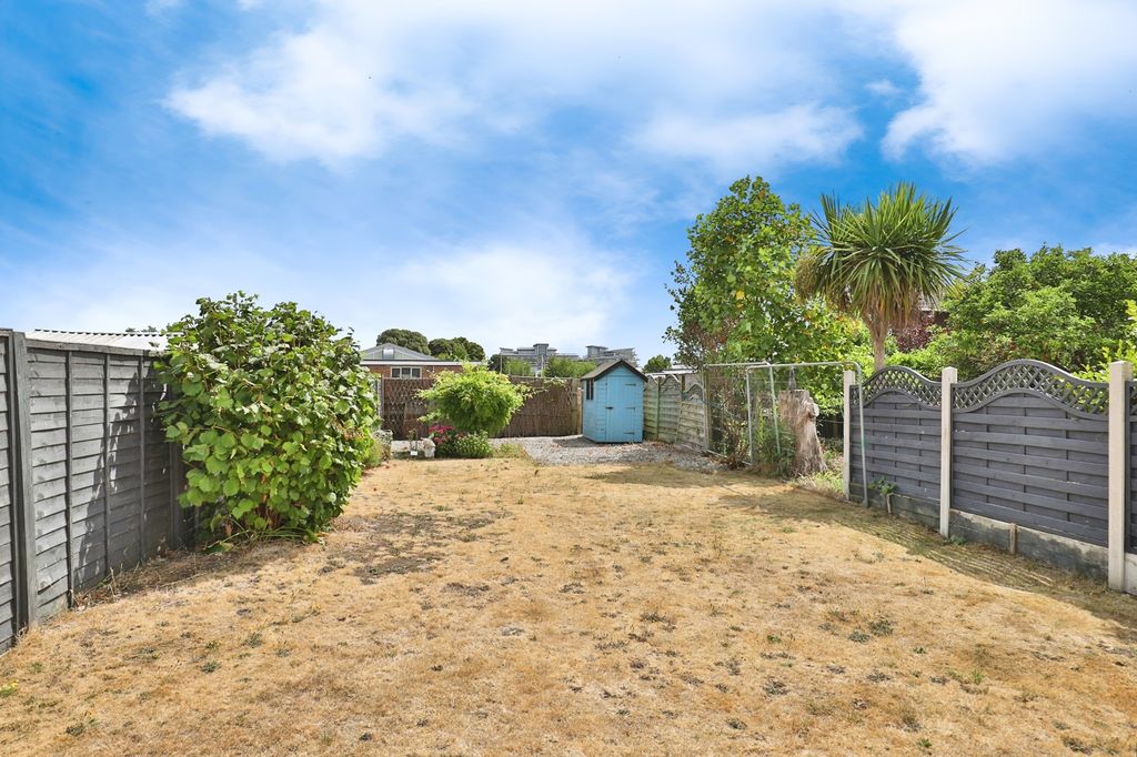 Property photo 2 of 16 Photo