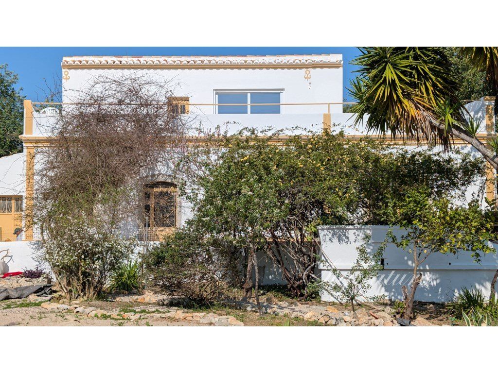 Property photo 1 of 47 Charmingly Renovated 4 Bedroom Quinta With Annex Between Estoi And Santa Bárbara De Nexe
