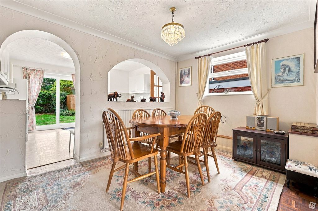 Property photo 3 of 23 Dining Room