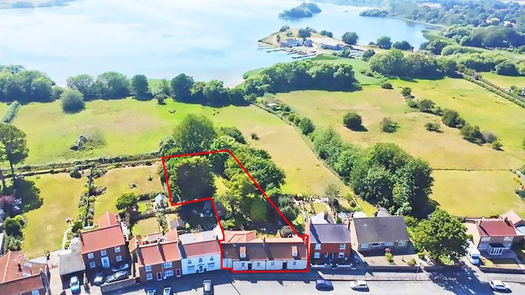 Property photo 2 of 47 Getattachmentthumbnail.Jpg