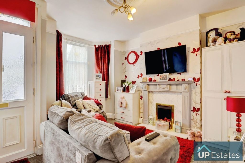 Property photo 2 of 12 Reception Room