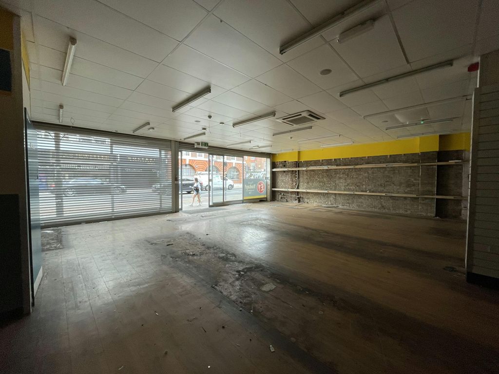 Property photo 3 of 21 341343Green 14.Jpg