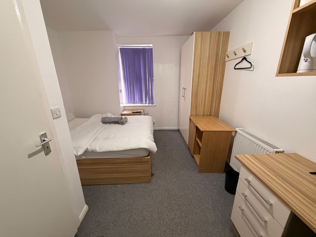 Property photo 1 of 9 Image