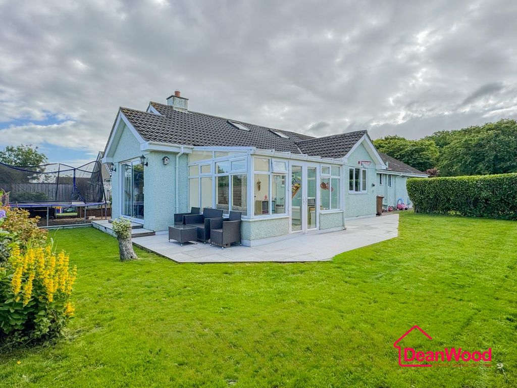Property photo 3 of 38 No-15.Jpg