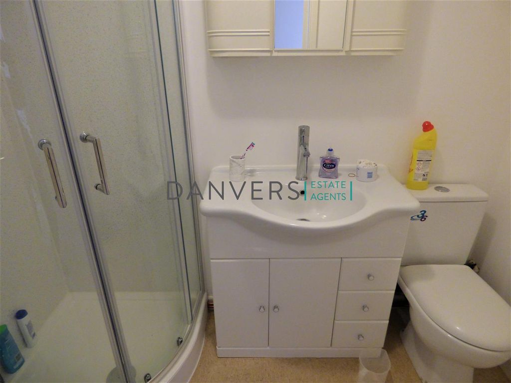 Property photo 3 of 6